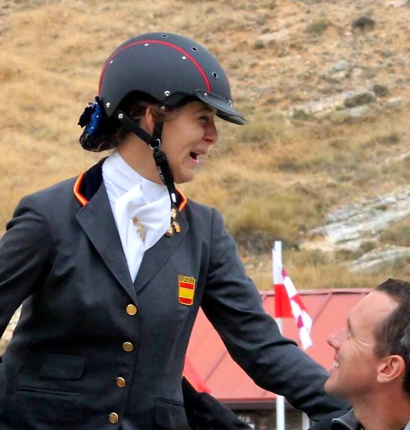 Las amazonas Navarras Natalia Quintana y Laura Mangado actuarán juntas este fin de semana en la "Madrid Horse Week"